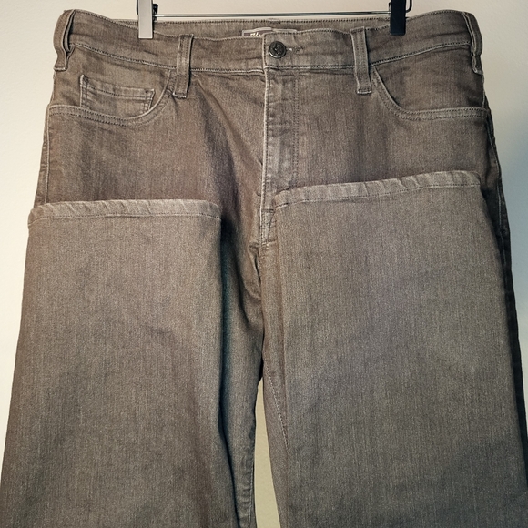 34 Heritage Courage Straight Leg Mid Rise Denim Jeans in Fudge Twill size 40/34 - Picture 3 of 9
